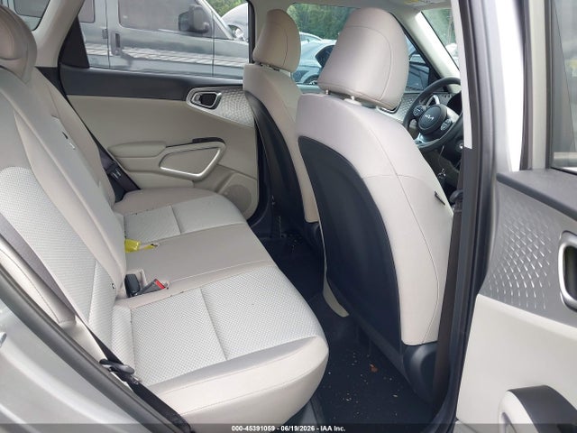 صورة 8 لـ 2025 KIA SOUL LX