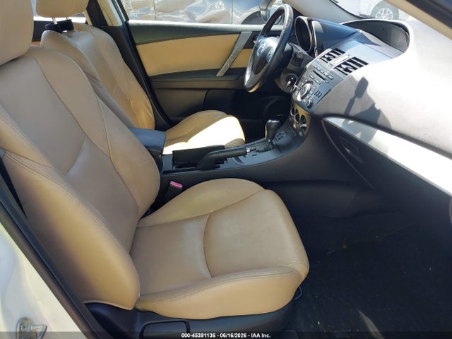 2012 Mazda MAZDA3 I GRAND TOURING photo 5