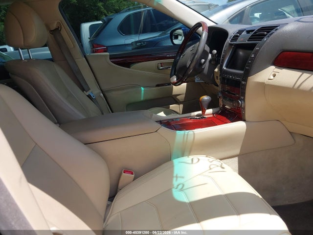 صورة 5 لـ 2008 Lexus LS 460