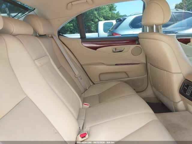 صورة 8 لـ 2008 Lexus LS 460