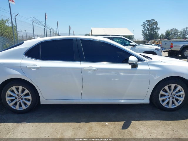 2019 Toyota CAMRY LE — миниатюра 13