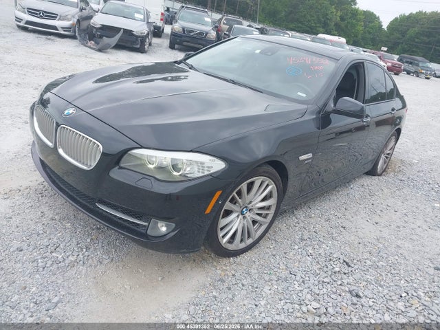 صورة مصغرة 2 لـ 2011 BMW 550I XDRIVE
