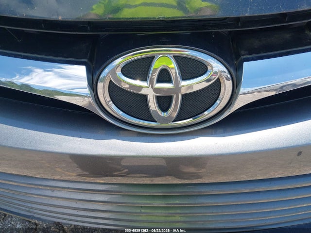 صورة مصغرة 21 لـ 2015 Toyota CAMRY LE