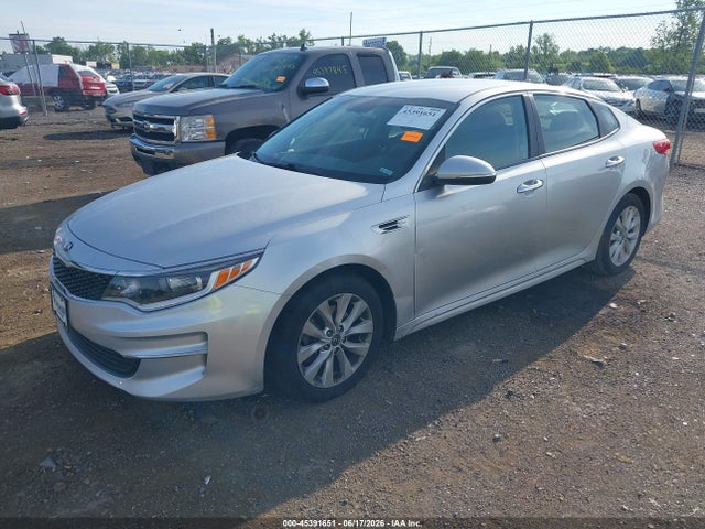 2016 KIA OPTIMA LX 照片 2