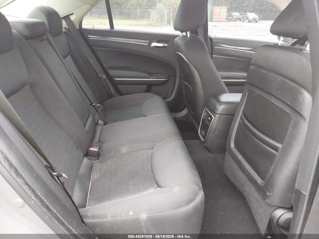 2019 CHRYSLER 300 TOURING 8