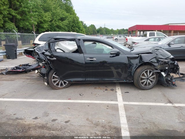 2019 KIA OPTIMA EX 13