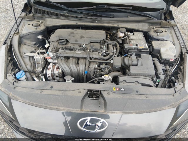 صورة 10 لـ 2021 Hyundai ELANTRA SE