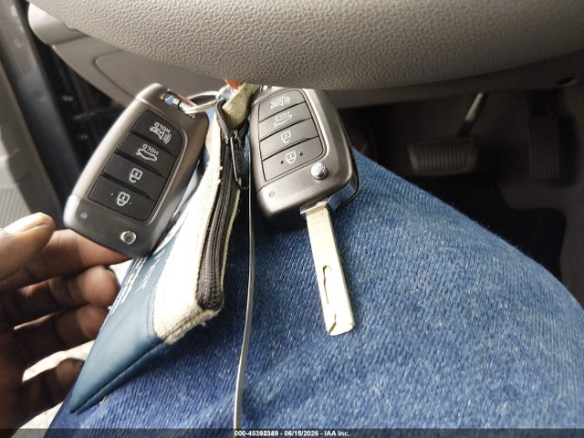 صورة مصغرة 11 لـ 2021 Hyundai ELANTRA SE