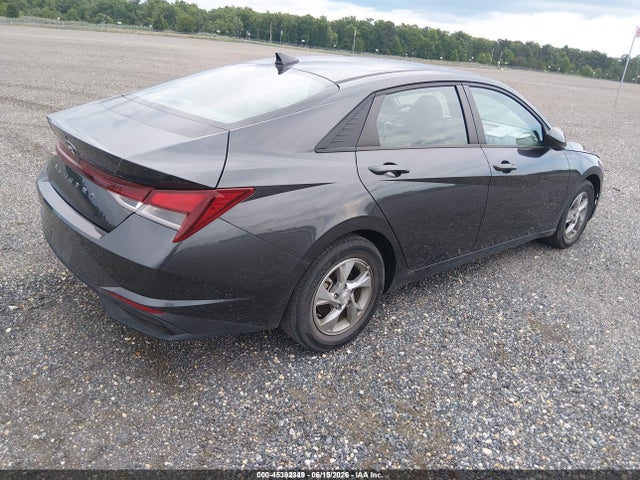 صورة 4 لـ 2021 Hyundai ELANTRA SE