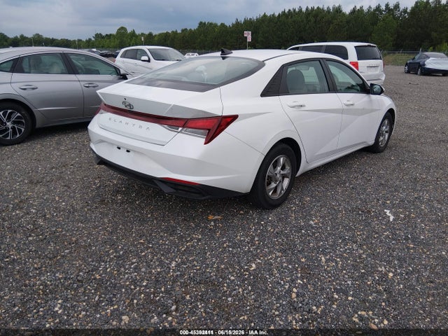 صورة 4 لـ 2021 Hyundai ELANTRA SE
