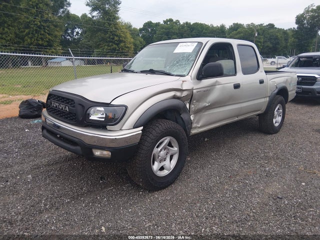 2004 Toyota TACOMA PRERUNNER photo 2