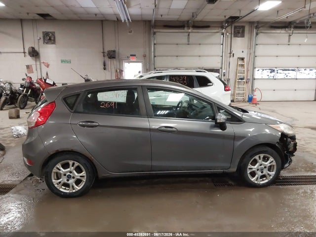 صورة مصغرة 14 لـ 2014 FORD FIESTA SE