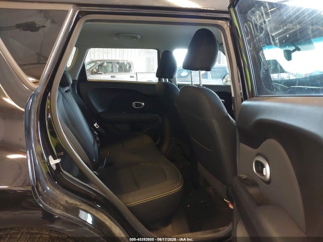 2015 KIA SOUL + 照片 8