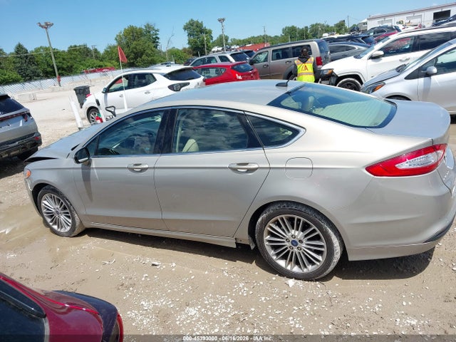 2015 FORD FUSION SE 缩略图 14