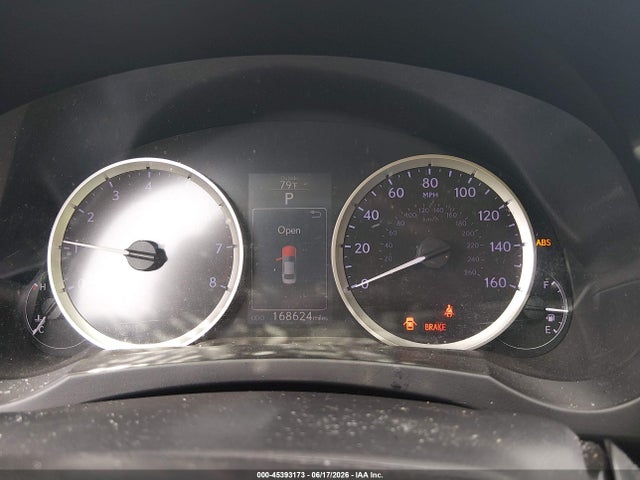2016 Lexus IS 200T — миниатюра 7
