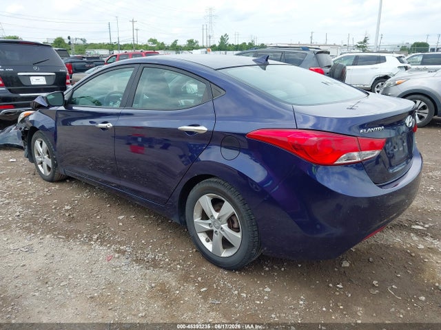 2013 Hyundai ELANTRA GLS — фото 3