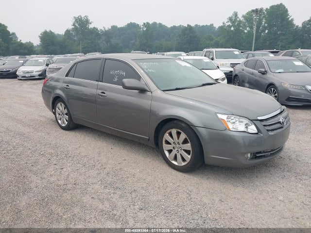 2005 TOYOTA AVALON XLS