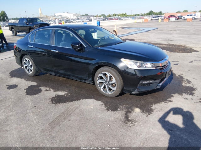 2017 HONDA ACCORD EX
