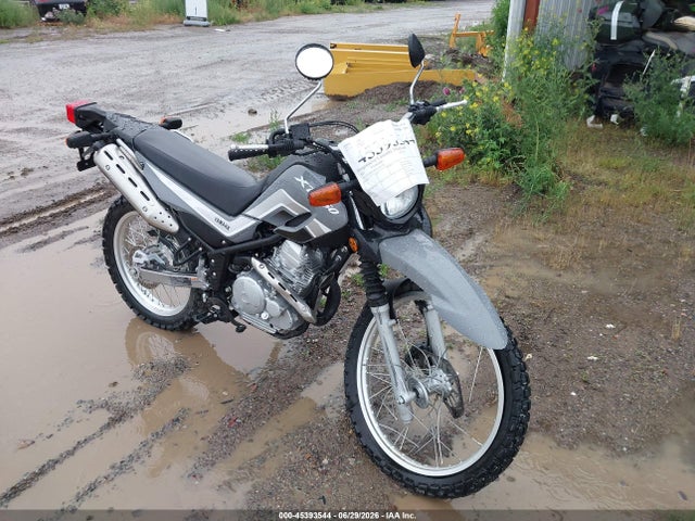 2025 YAMAHA XT250 