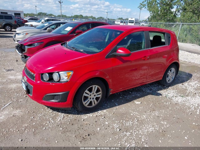 2013 Chevrolet SONIC LT AUTO 照片 2