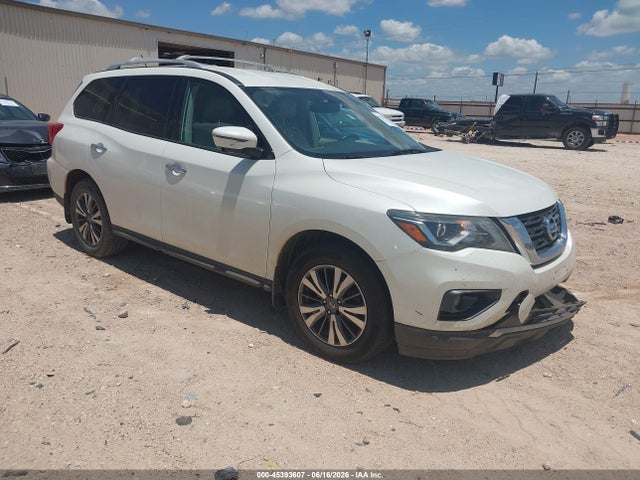 2017 NISSAN PATHFINDE SL