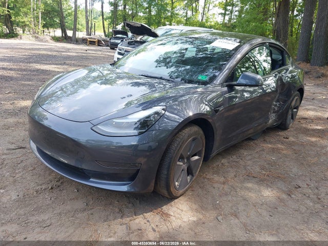 2023 Tesla MODEL 3 REAR-WHEEL DRIVE — фото 2