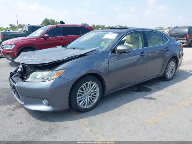 2015 Lexus ES 350 — фото 2