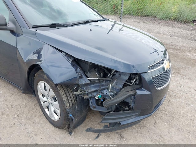 صورة 6 لـ 2014 Chevrolet CRUZE LS AUTO