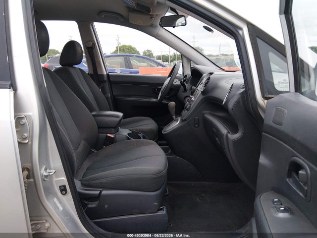 2009 KIA RONDO LX photo 5