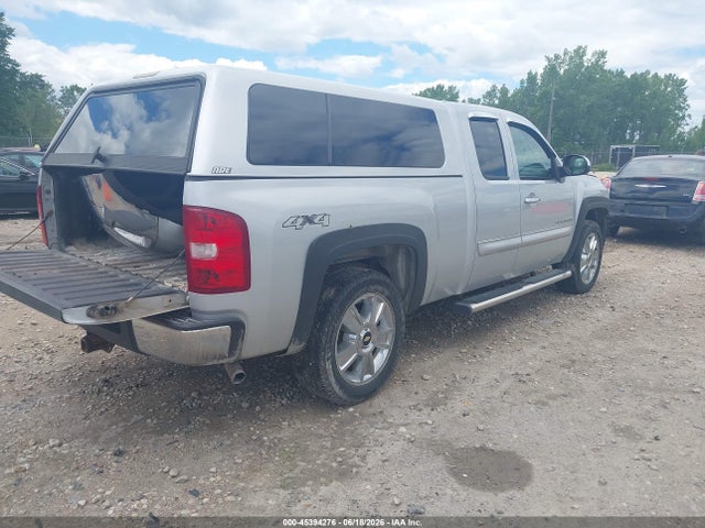 2013 Chevrolet SILVERADO 1500 LT 照片 4