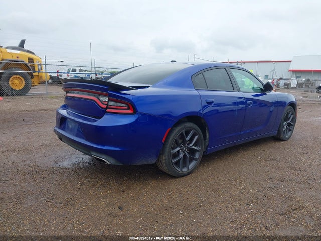 2021 Dodge CHARGER SXT RWD — фото 4