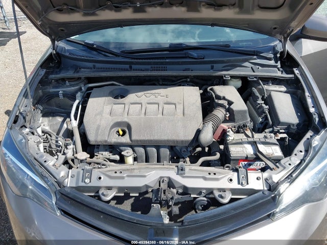 2017 Toyota COROLLA LE photo 10