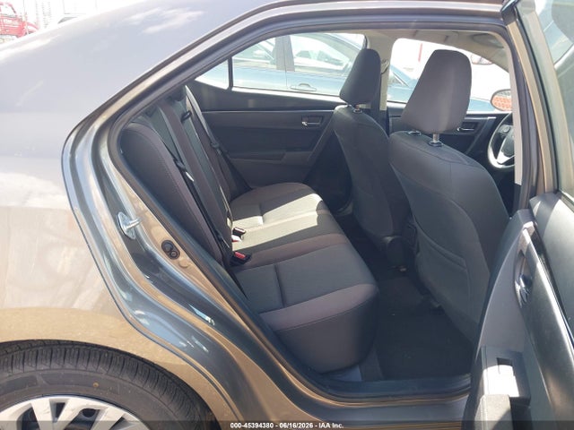 2017 Toyota COROLLA LE photo 8
