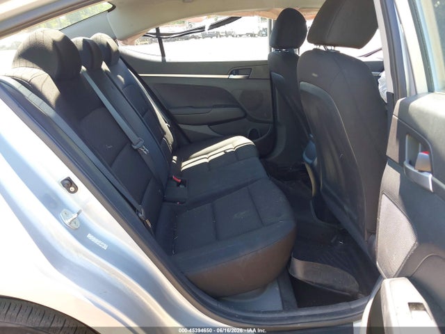 2020 Hyundai ELANTRA SE 照片 8