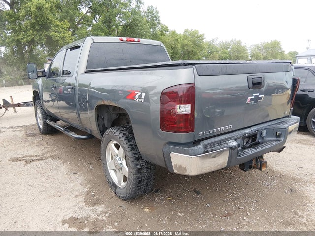 2011 Chevrolet SILVERADO 2500HD LT 照片 3