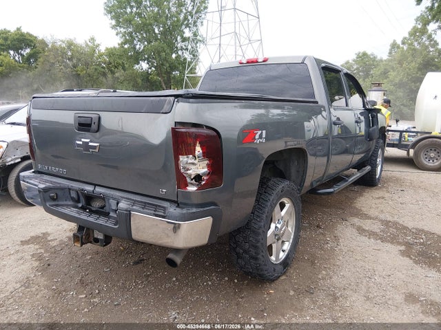 2011 Chevrolet SILVERADO 2500HD LT 照片 4