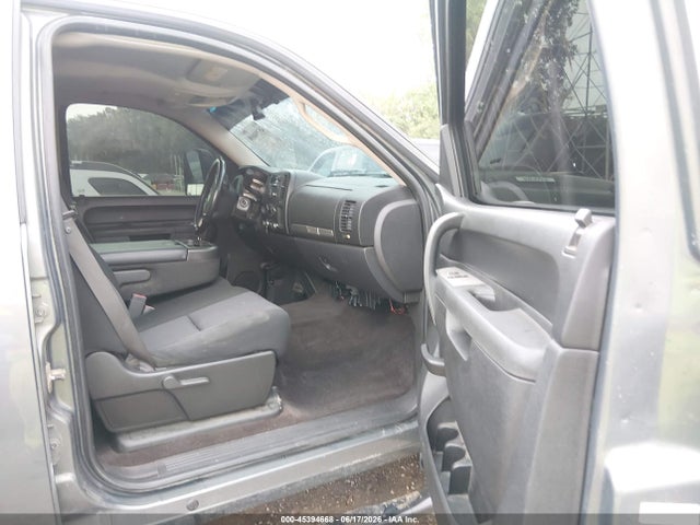 2011 Chevrolet SILVERADO 2500HD LT 照片 5