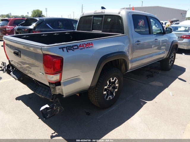 صورة 4 لـ 2016 Toyota TACOMA TRD OFF ROAD