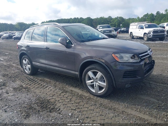 2013 VOLKSWAGEN TOUAREG TDI LUX
