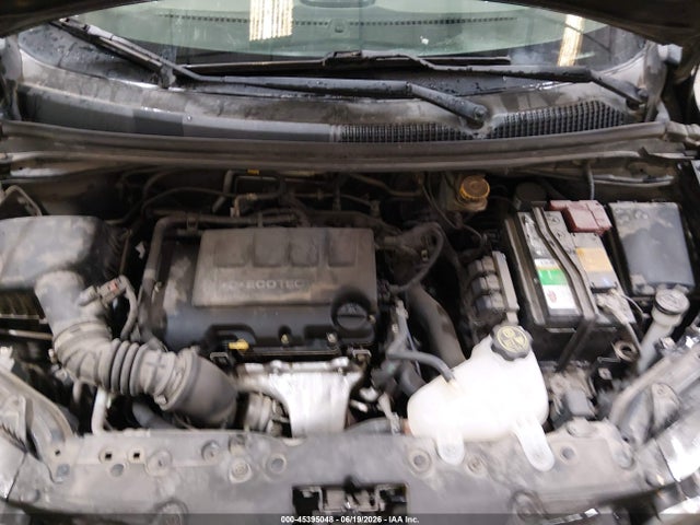 صورة 10 لـ 2014 Chevrolet SONIC LT AUTO