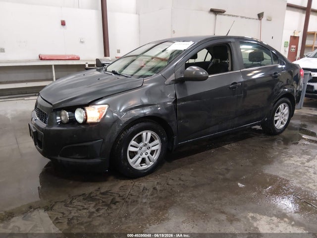 صورة 2 لـ 2014 Chevrolet SONIC LT AUTO