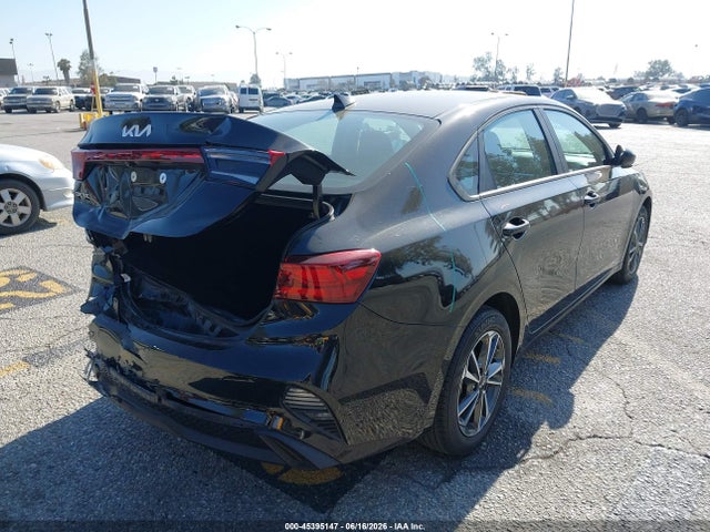 2023 KIA FORTE LXS 照片 4