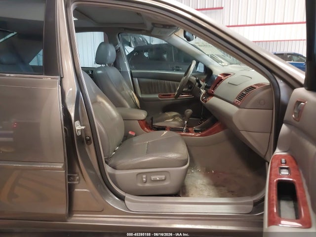 2004 Toyota CAMRY XLE — фото 5