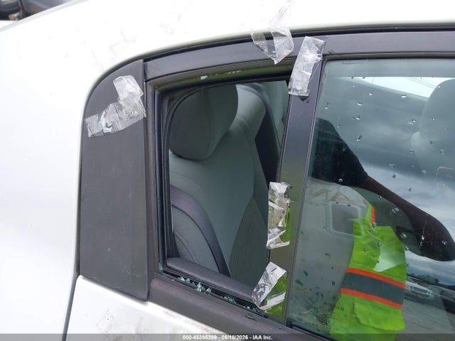 صورة مصغرة 13 لـ 2012 Nissan SENTRA 2.0 SR