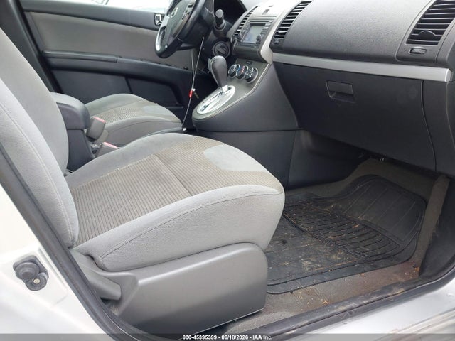 2012 Nissan SENTRA 2.0 SR 照片 5