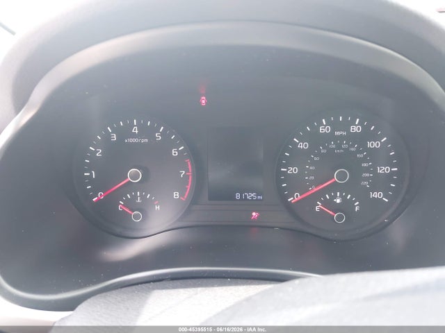 صورة 7 لـ 2022 KIA RIO S