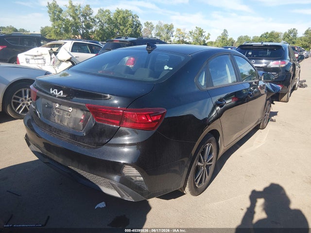2023 KIA FORTE LXS 照片 4