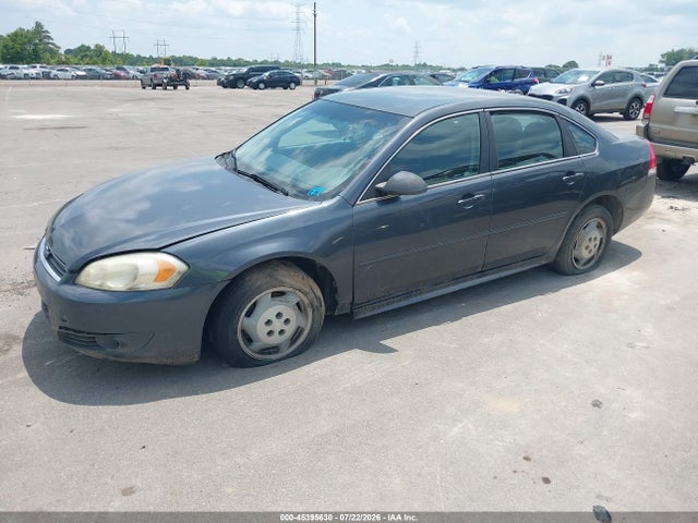 2011 Chevrolet IMPALA LT photo 2