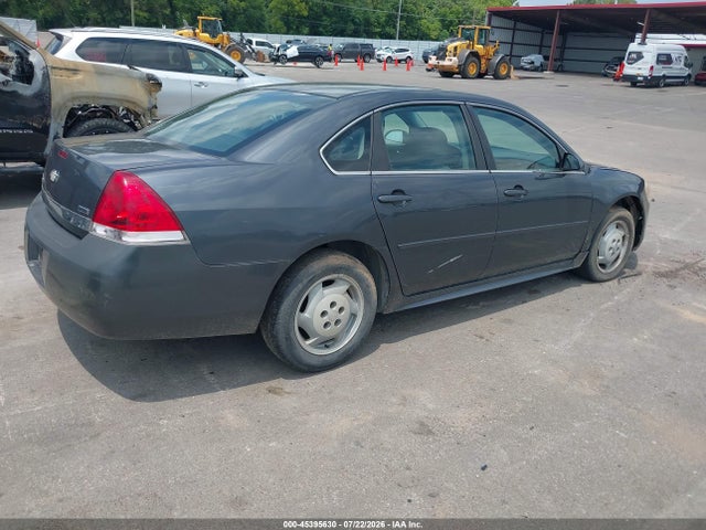 2011 Chevrolet IMPALA LT photo 4