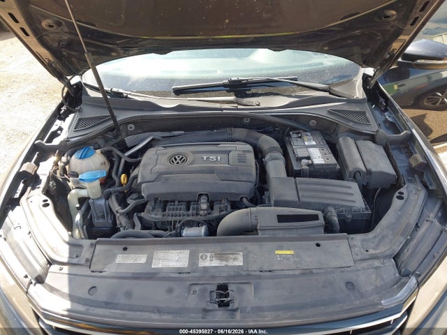 2017 VOLKSWAGEN PASSAT 1.8T S 10